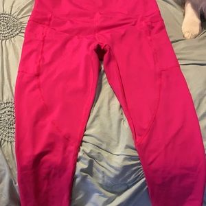 8-10 pink light n right capris with pockets